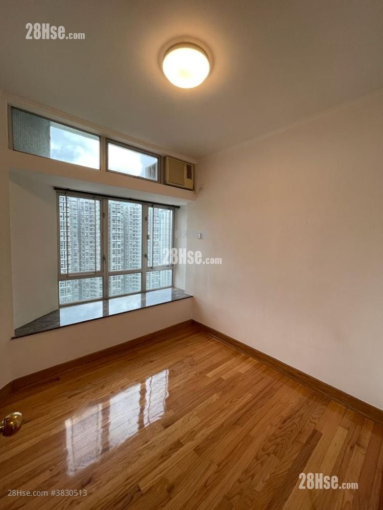 Laguna City Sell 2 Bedrooms 517 ft²