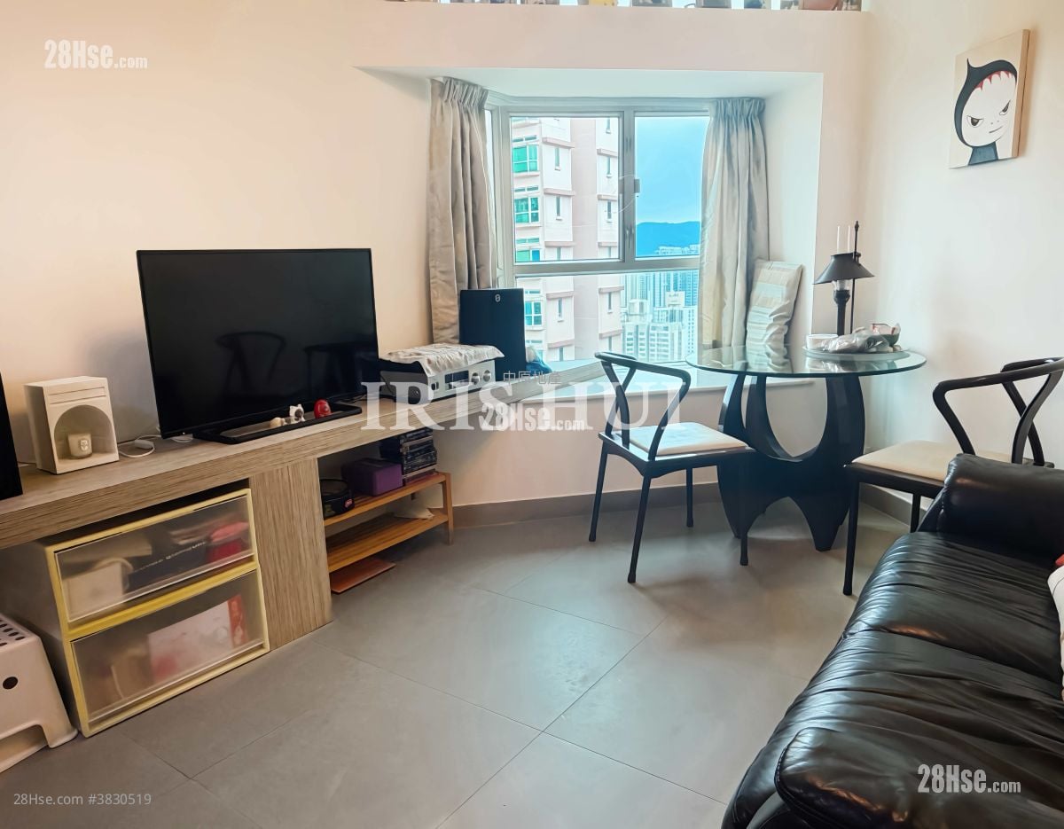 The Pinnacle Sell 2 Bedrooms 564 ft²