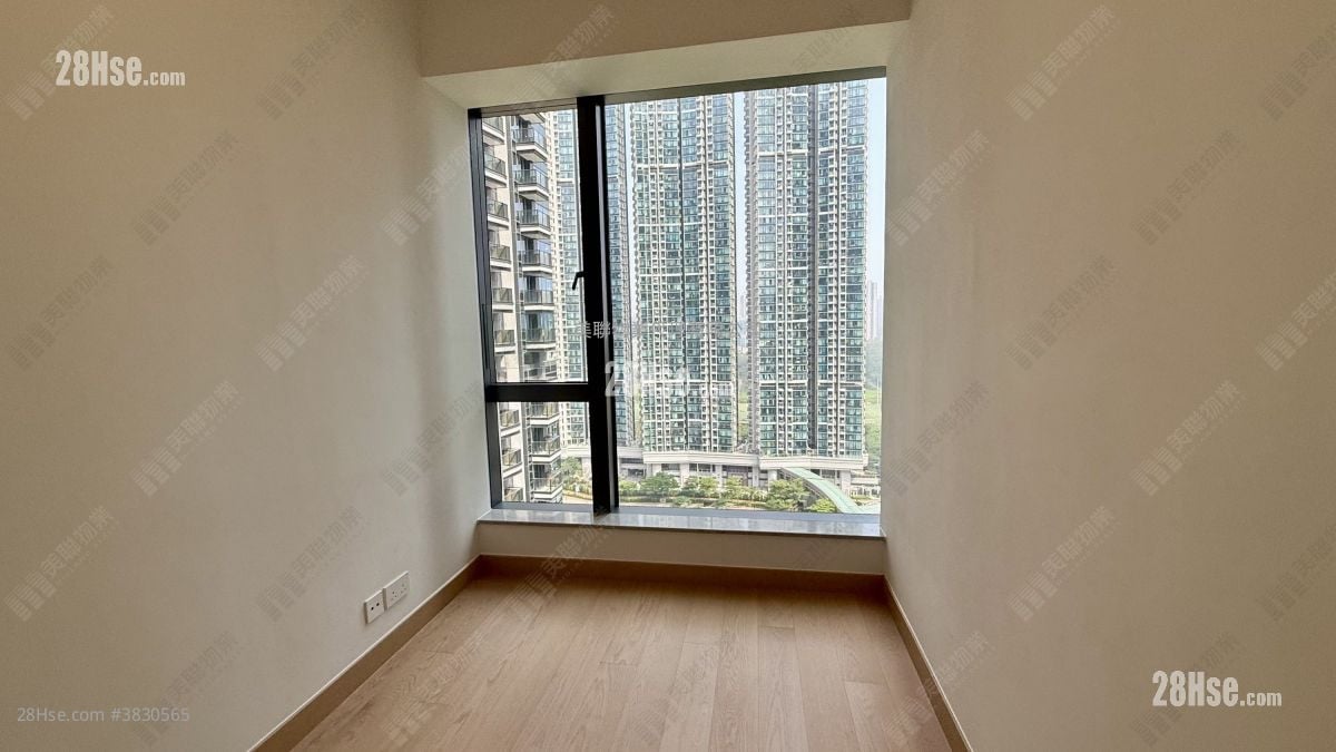 Park Seasons Sell 2 Bedrooms 496 ft²