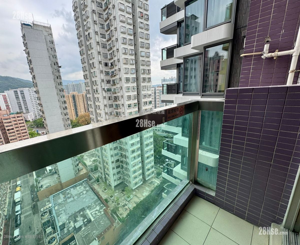 Merit Place Sell 2 Bedrooms , 1 Bathroom 420 ft²