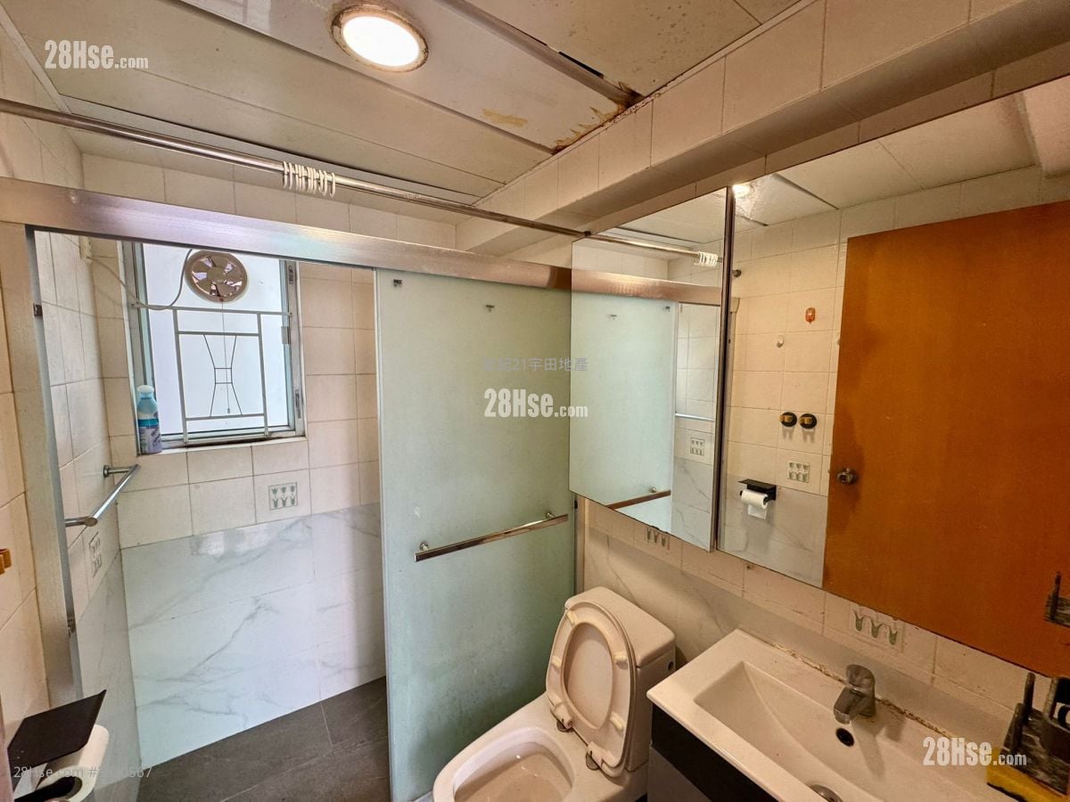 Merit Place Sell 2 Bedrooms , 1 Bathroom 420 ft²