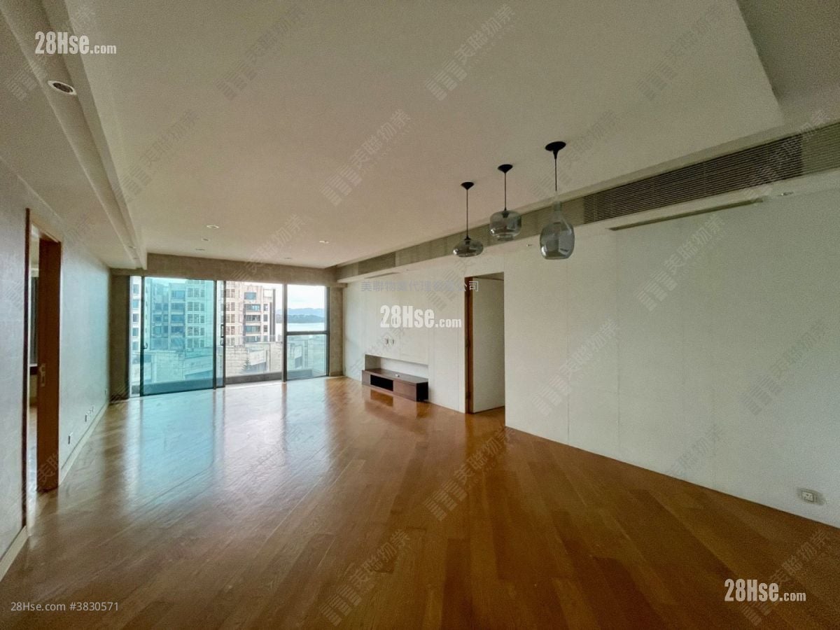 Providence Peak Sell 4 Bedrooms 1,559 ft²