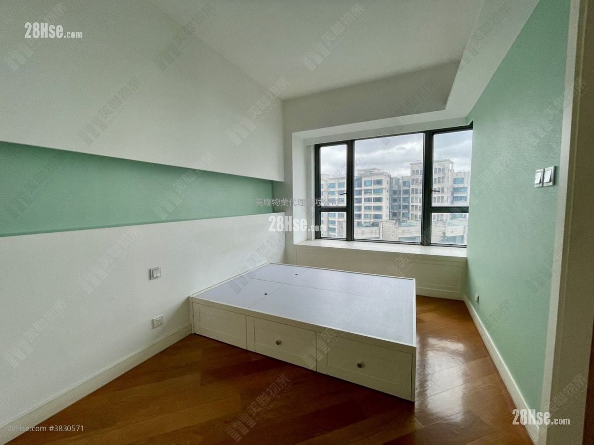 Providence Peak Sell 4 Bedrooms 1,559 ft²