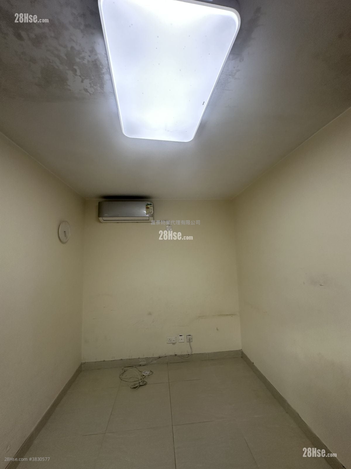 Village Rental 1 Bedroom , 1 Bathroom 300 ft²