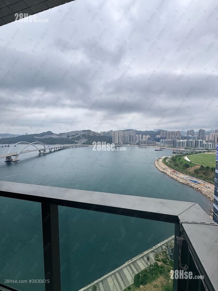 Sea To Sky Sell 3 Bedrooms 753 ft²