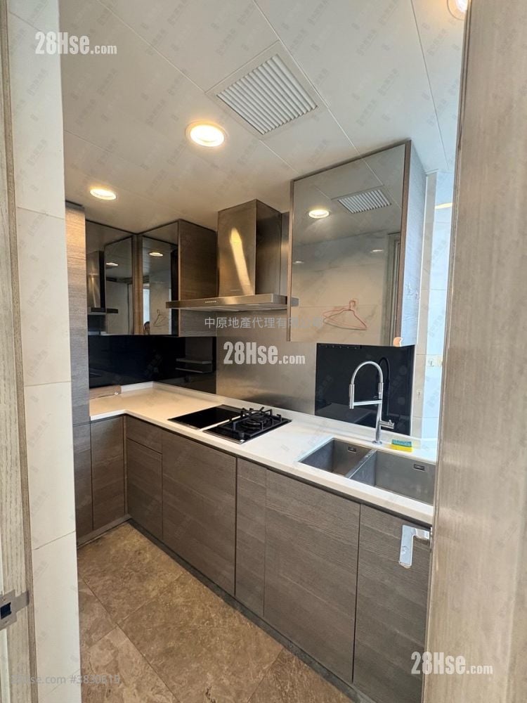 Sea To Sky Sell 3 Bedrooms 753 ft²