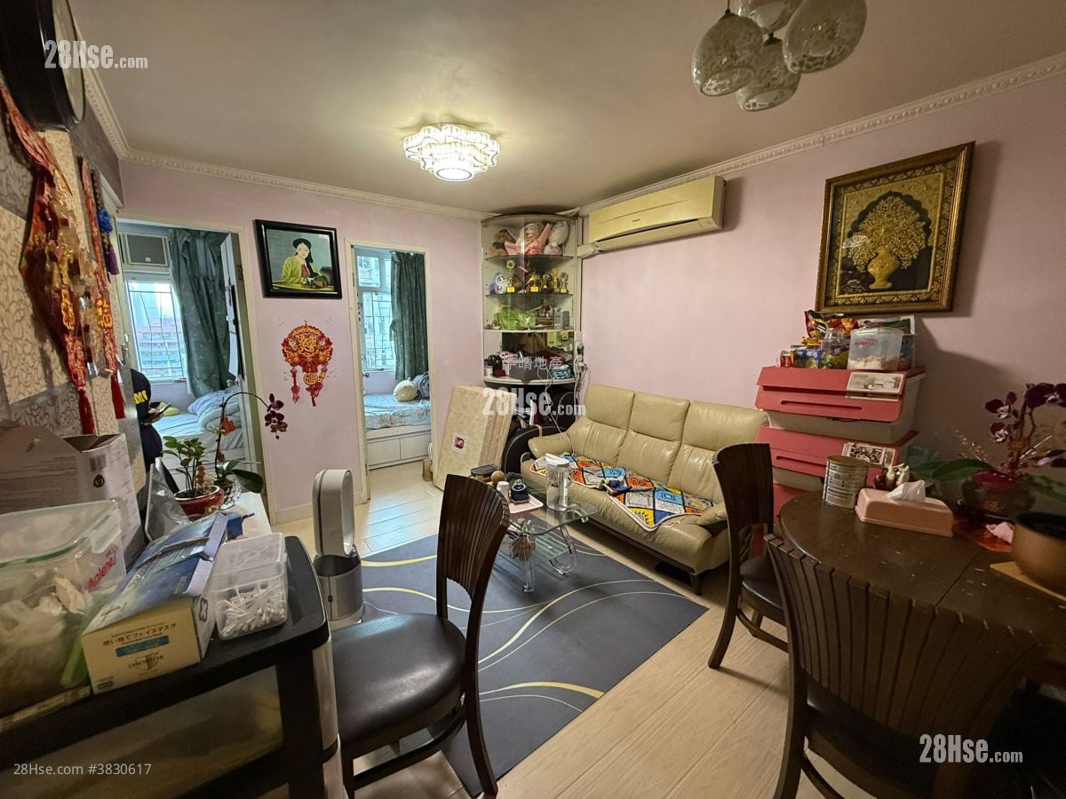Nam Chong Estate Sell 2 Bedrooms , 1 Bathroom 377 ft²
