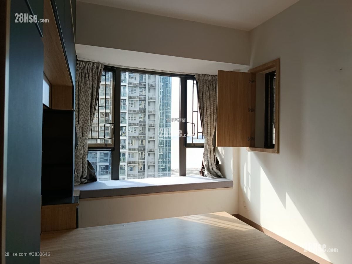 The Visionary Rental 3 Bedrooms , 2 Bathrooms 1,035 ft²