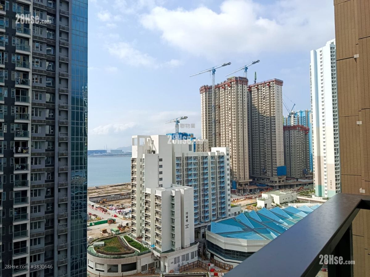 The Visionary Rental 3 Bedrooms , 2 Bathrooms 1,035 ft²