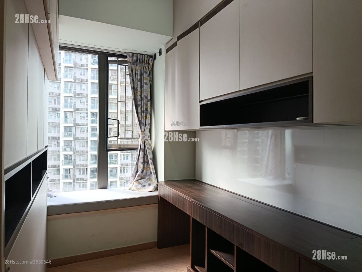 The Visionary Rental 3 Bedrooms , 2 Bathrooms 1,035 ft²