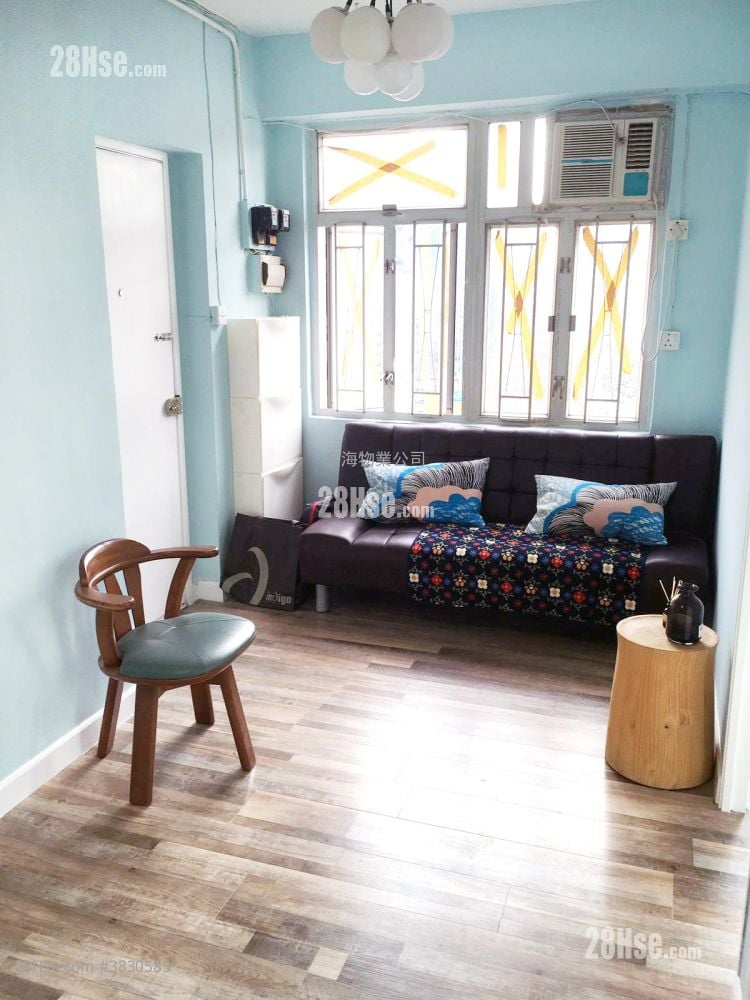 Cheong Fook Mansion Sell 2 Bedrooms , 1 Bathroom 309 ft²
