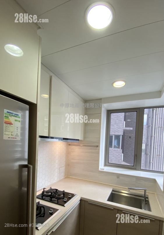 Parc City Rental 2 Bedrooms , 1 Bathroom 470 ft²
