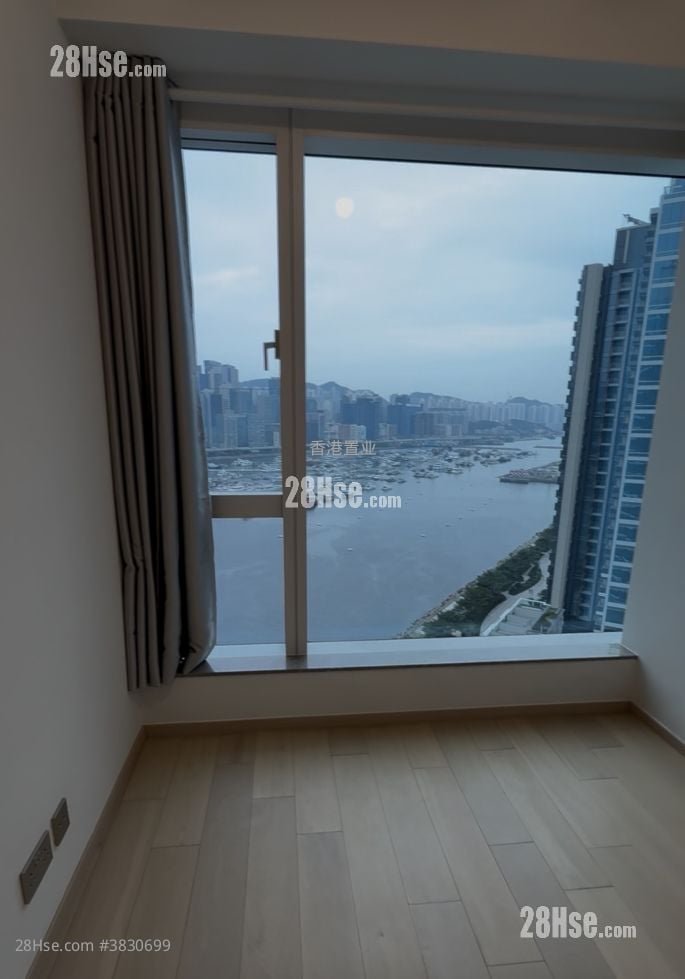 Miami Quay Rental 3 Bedrooms , 1 Bathroom 486 ft²