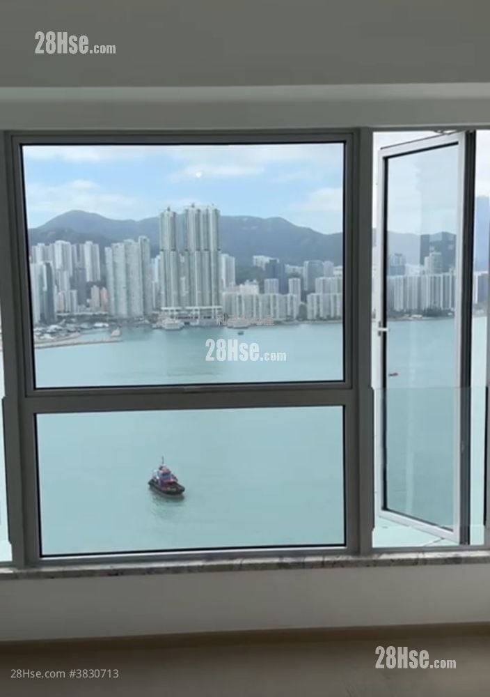 The Coast Line Sell 3 Bedrooms , 2 Bathrooms 718 ft²
