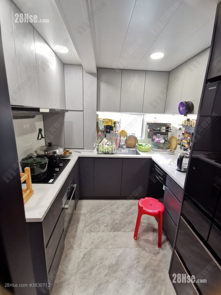 City One Shatin Sell 3 Bedrooms , 2 Bathrooms 853 ft²