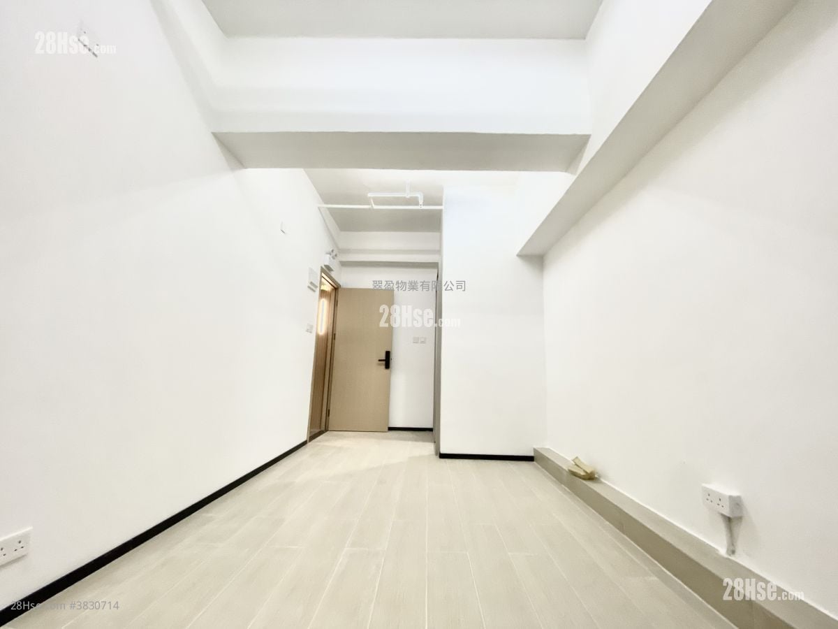 Kwun Tong Industrial Centre Rental 170 ft²