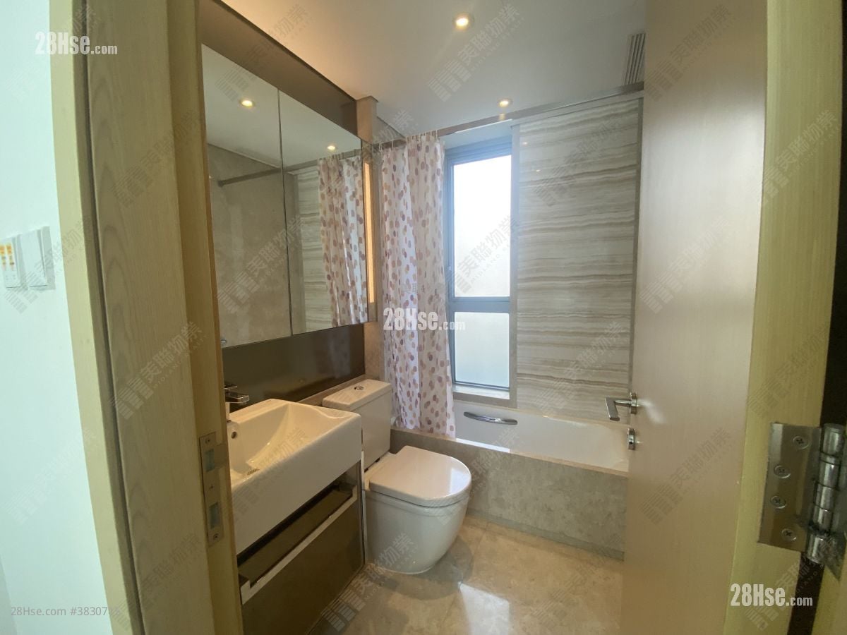 The Parkside Rental 3 Bedrooms , 2 Bathrooms 694 ft²