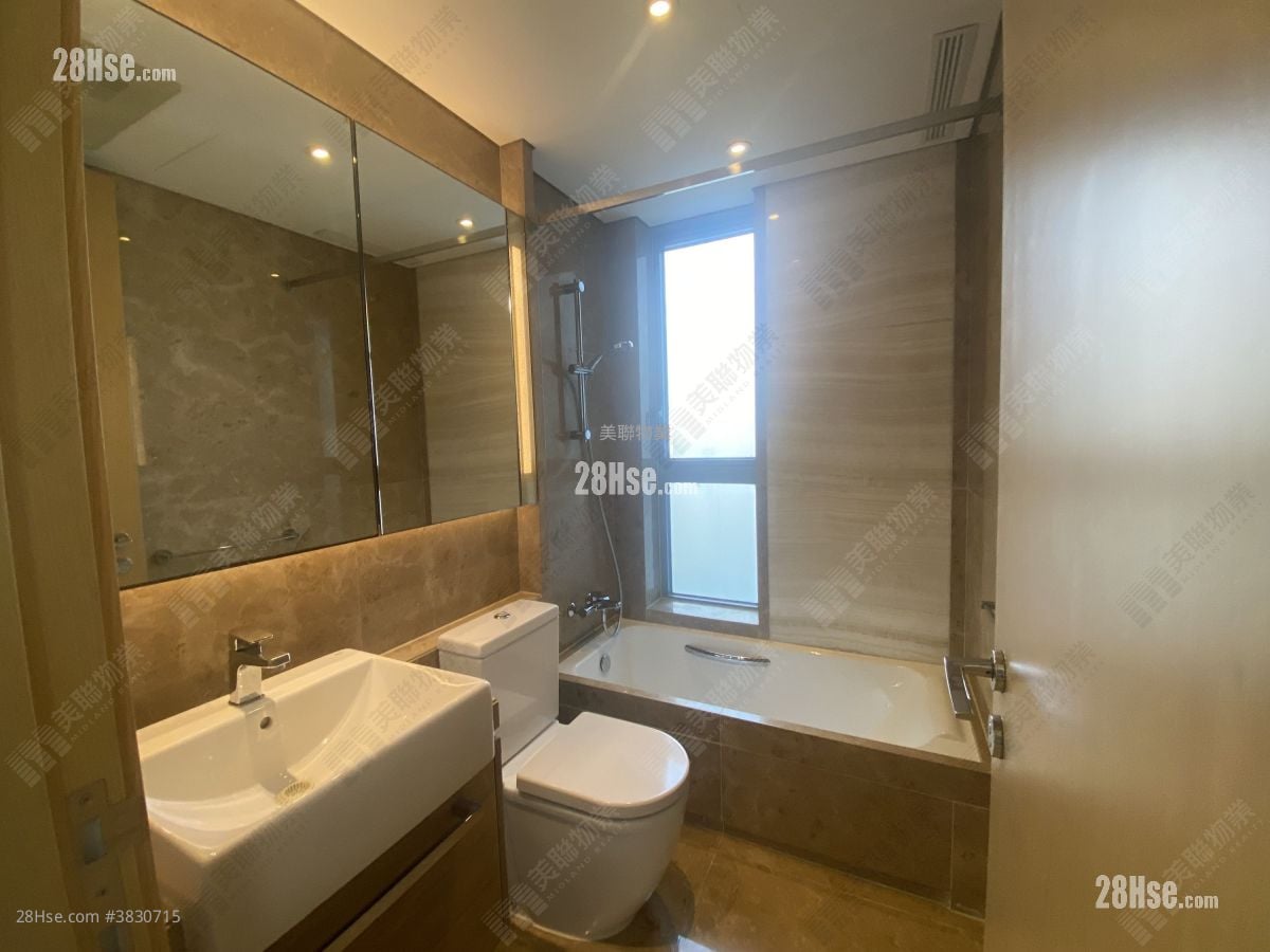 The Parkside Rental 3 Bedrooms , 2 Bathrooms 694 ft²
