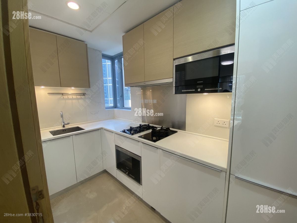 The Parkside Rental 3 Bedrooms , 2 Bathrooms 694 ft²