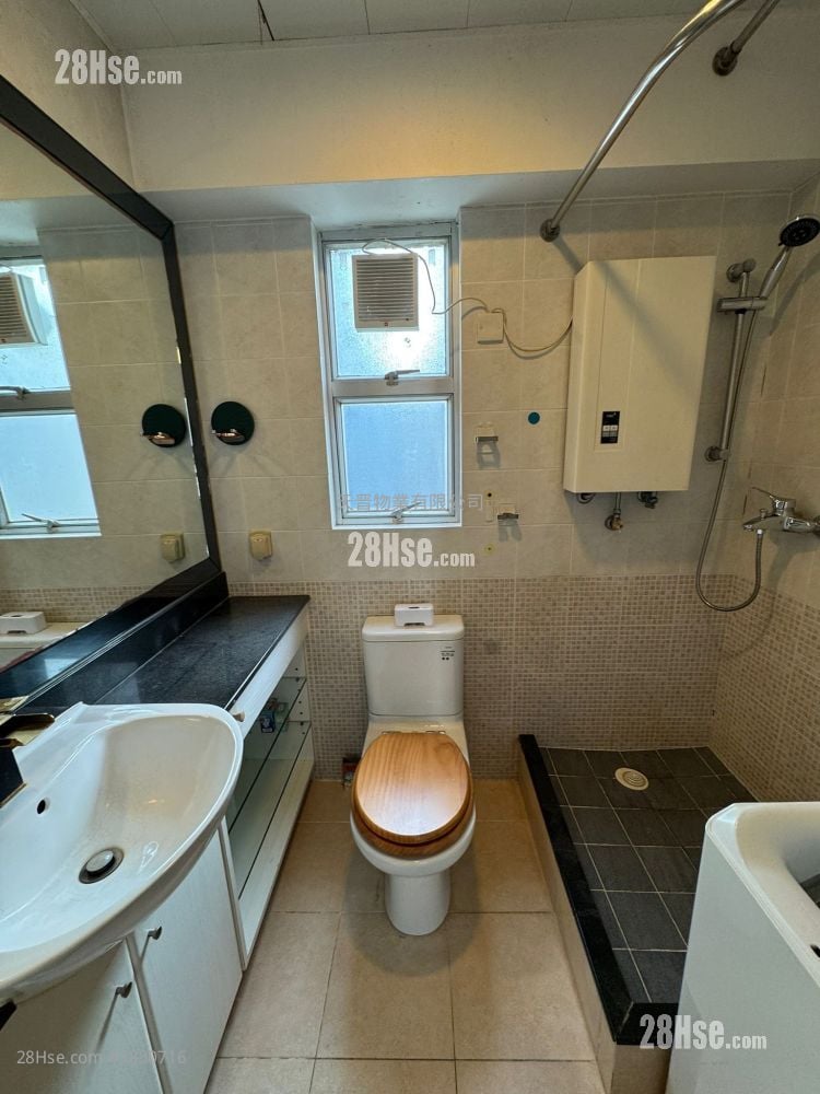 Honour Court Sell 2 Bedrooms , 1 Bathroom 316 ft²