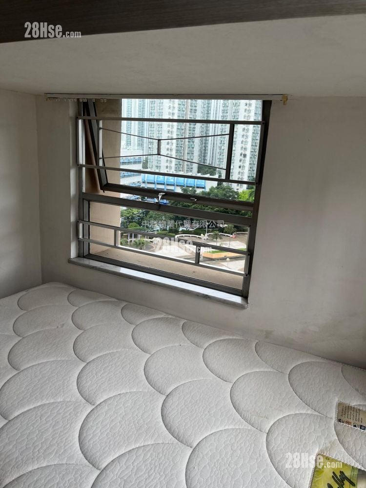Yue Tin Court Sell 3 Bedrooms , 1 Bathroom 548 ft²