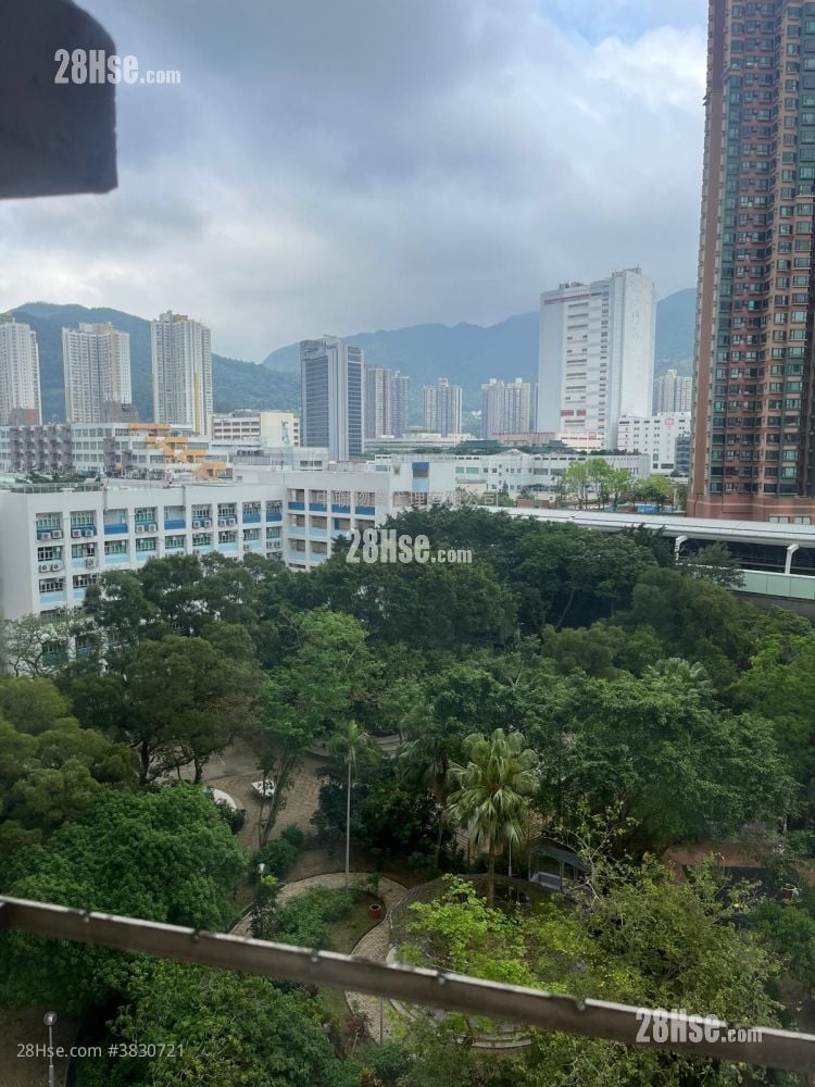 Yue Tin Court Sell 3 Bedrooms , 1 Bathroom 548 ft²