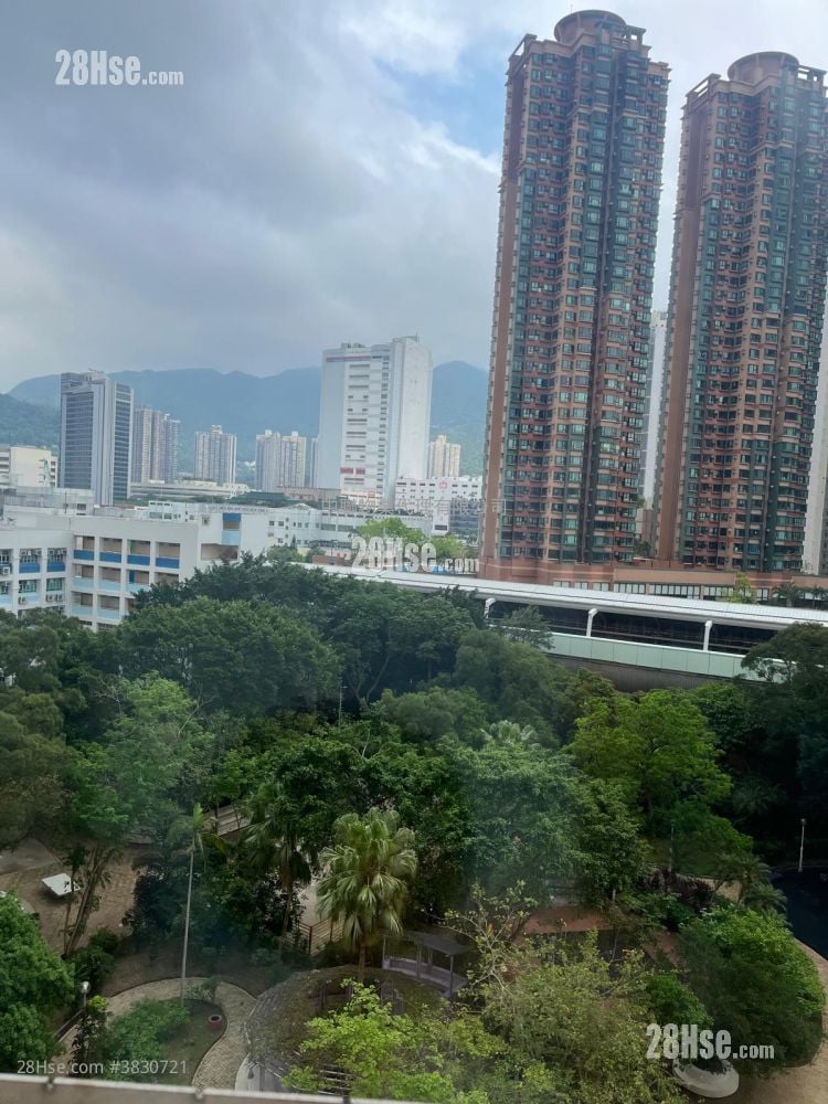 Yue Tin Court Sell 3 Bedrooms , 1 Bathroom 548 ft²