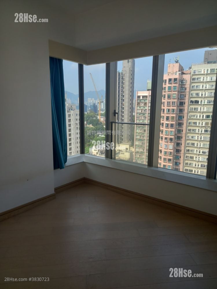 Macpherson Place Rental 2 Bedrooms , 1 Bathroom 555 ft²