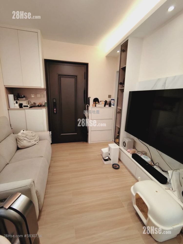 Connaught Garden Rental 2 Bedrooms , 1 Bathroom 334 ft²