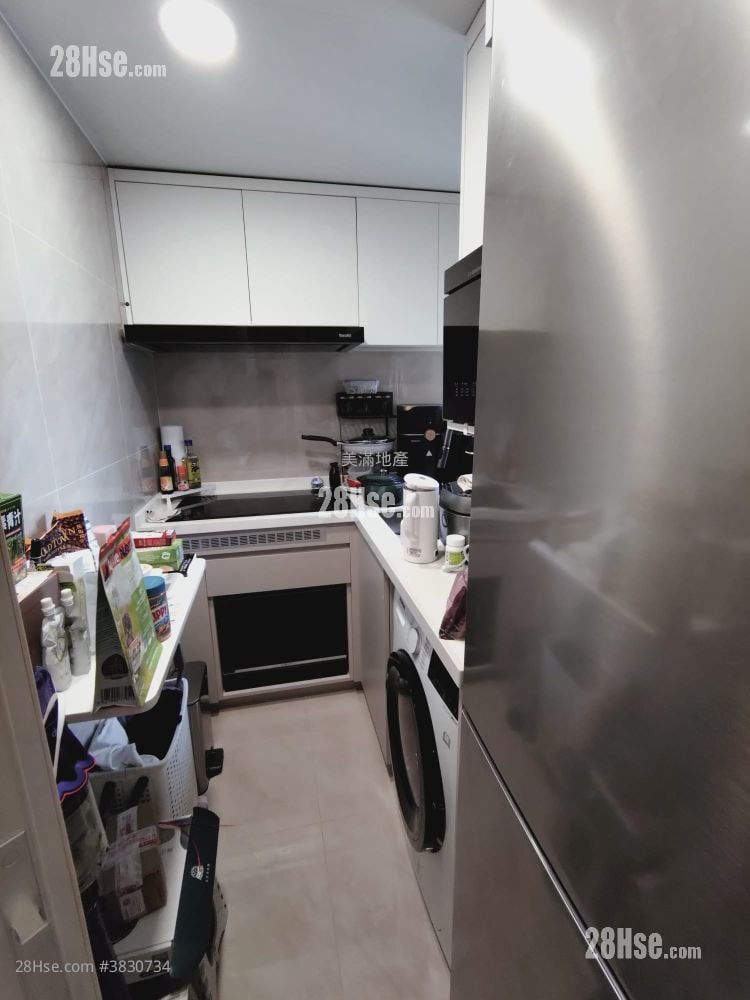 Connaught Garden Rental 2 Bedrooms , 1 Bathroom 334 ft²