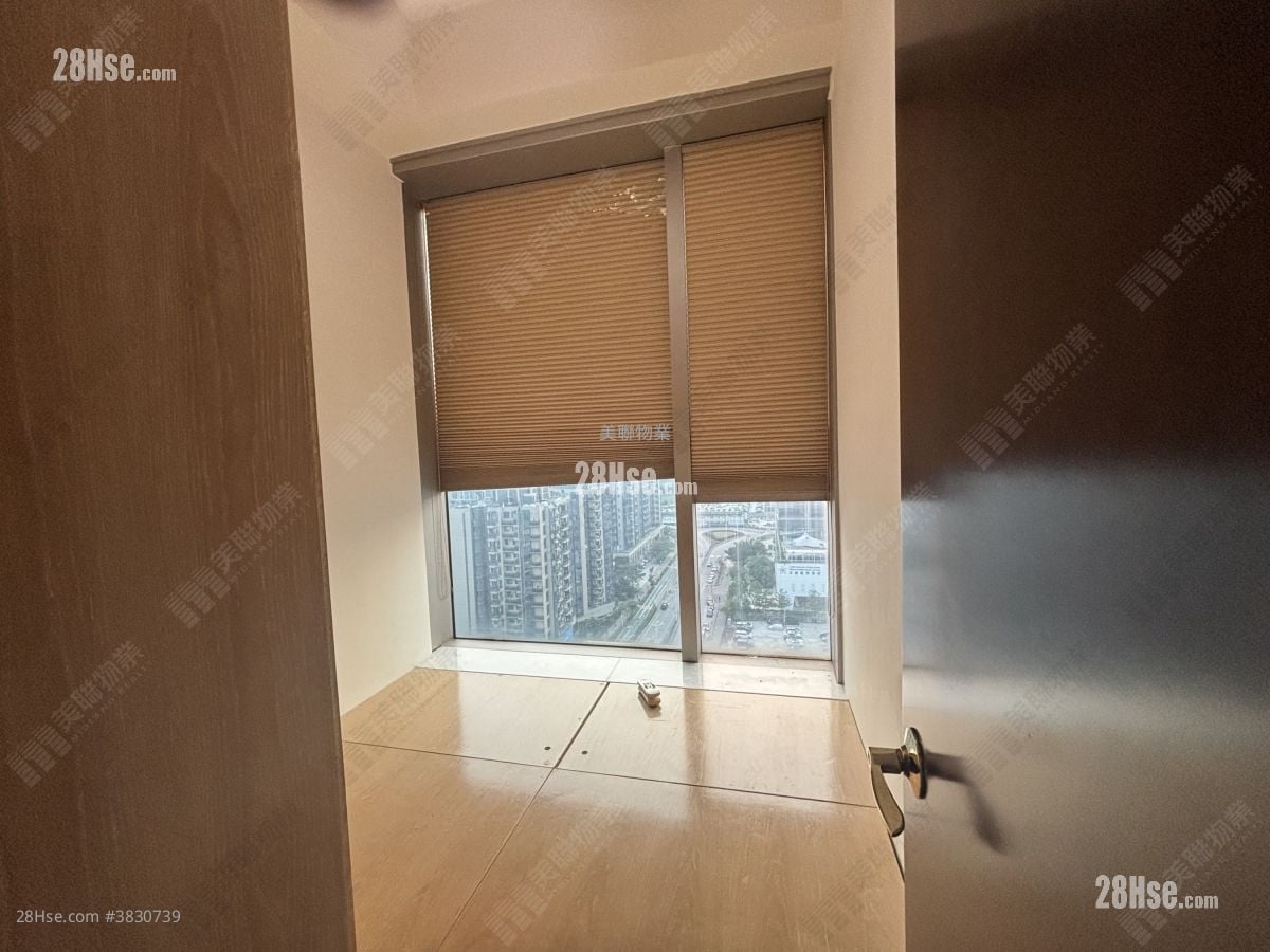 Corinthia By The Sea Rental 3 Bedrooms , 2 Bathrooms 788 ft²