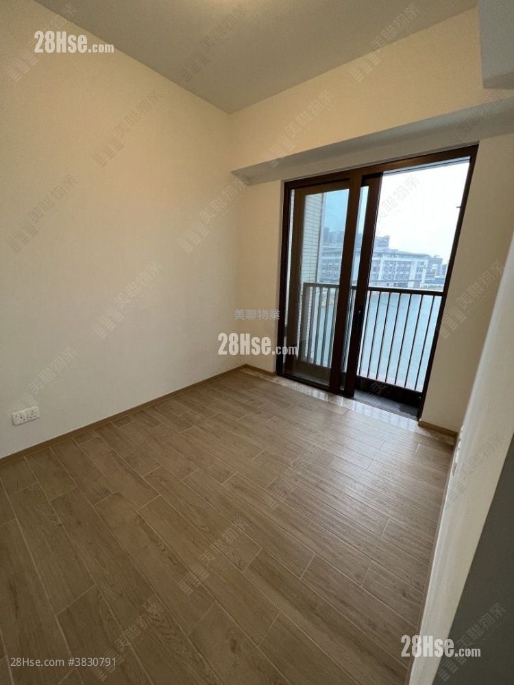 Lp6 Sell 2 Bedrooms , 1 Bathroom 422 ft²