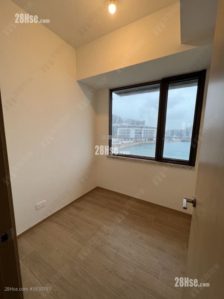 Lp6 Sell 2 Bedrooms , 1 Bathroom 422 ft²