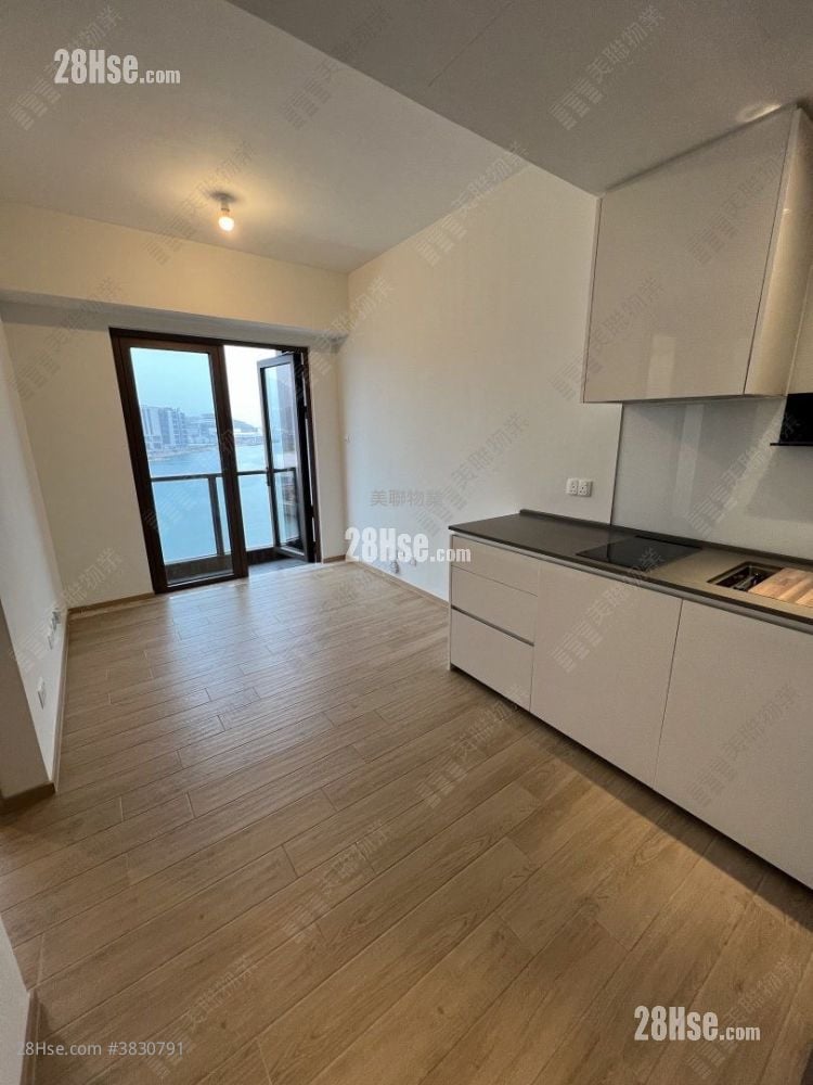 Lp6 Sell 2 Bedrooms , 1 Bathroom 422 ft²