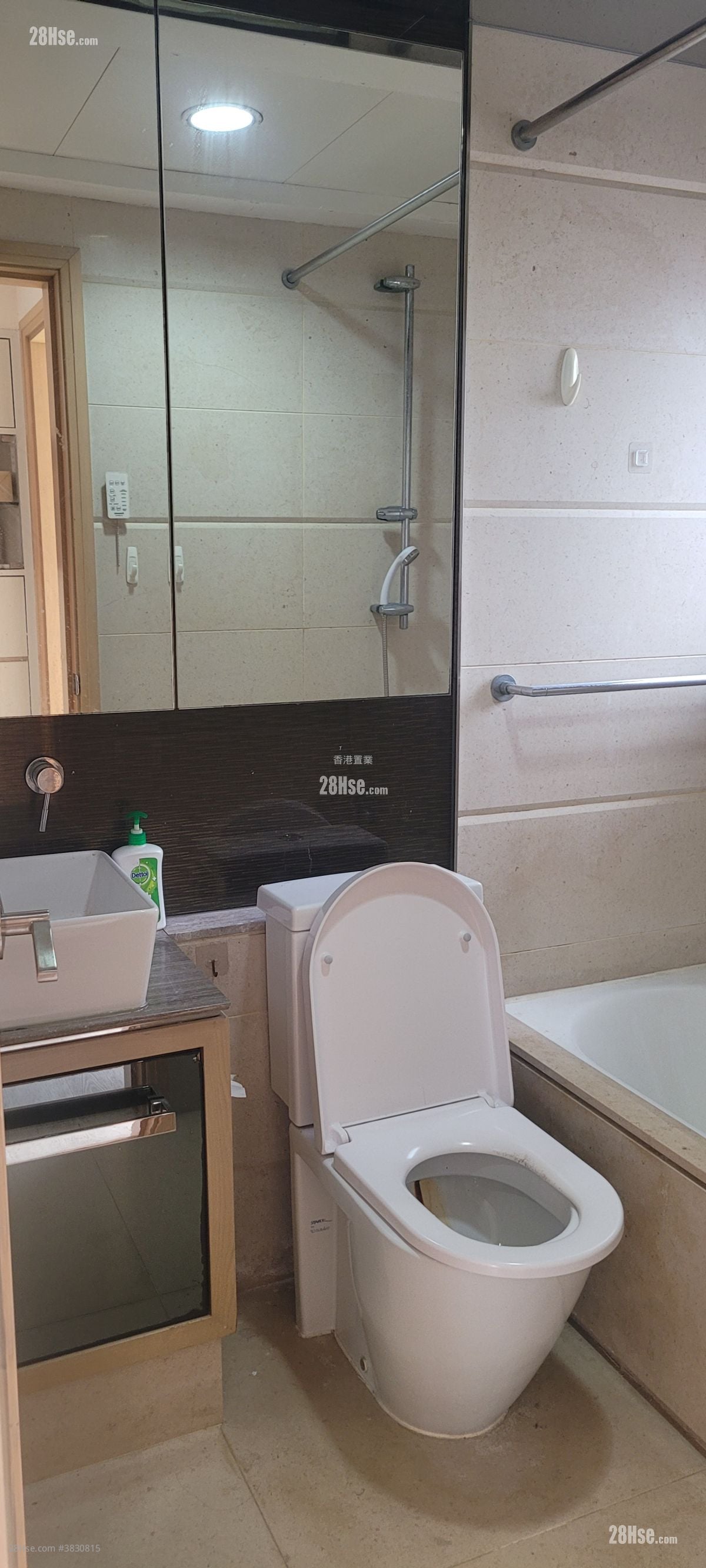 Bedford 28 Rental 2 Bedrooms , 1 Bathroom 421 ft²