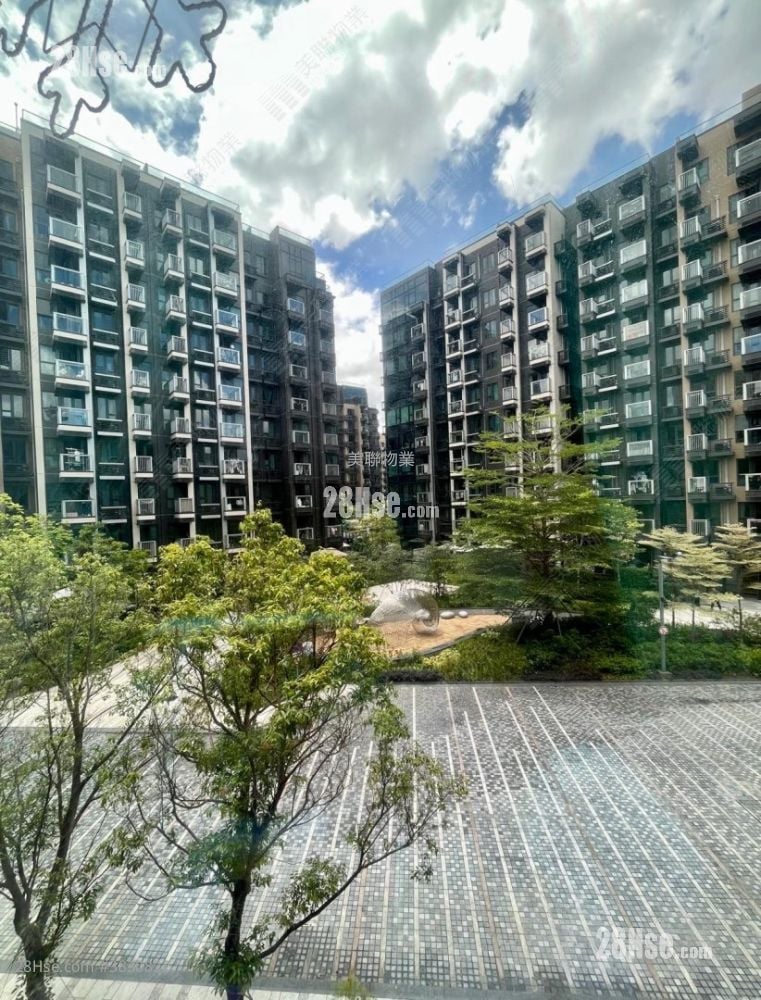 Wetland Seasons Bay Sell 3 Bedrooms 757 ft²