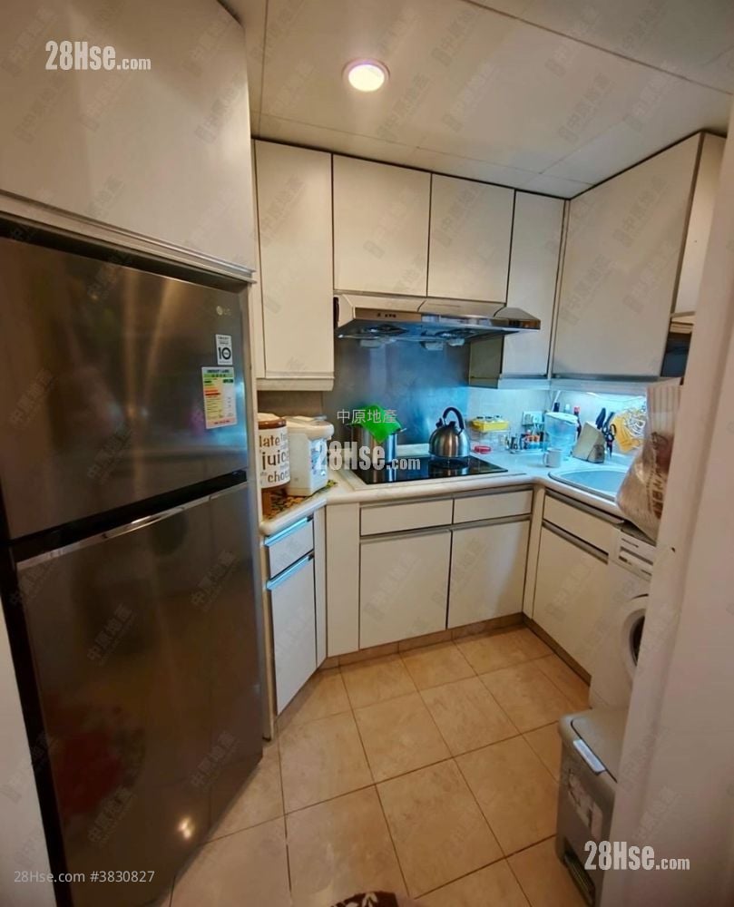 Kingswood Villas Sell 3 Bedrooms , 1 Bathroom 544 ft²