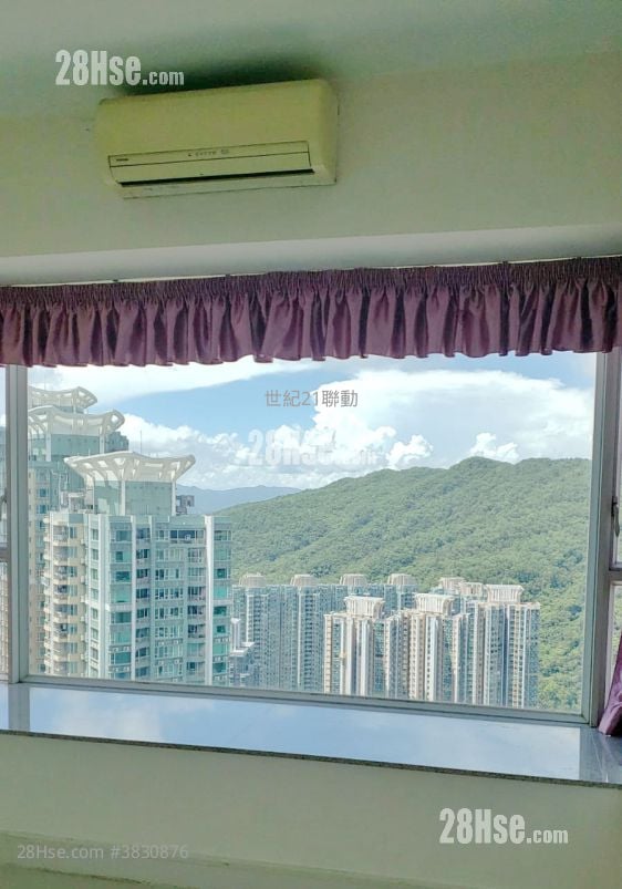 Le Prestige Rental 4 Bedrooms , 2 Bathrooms 975 ft²