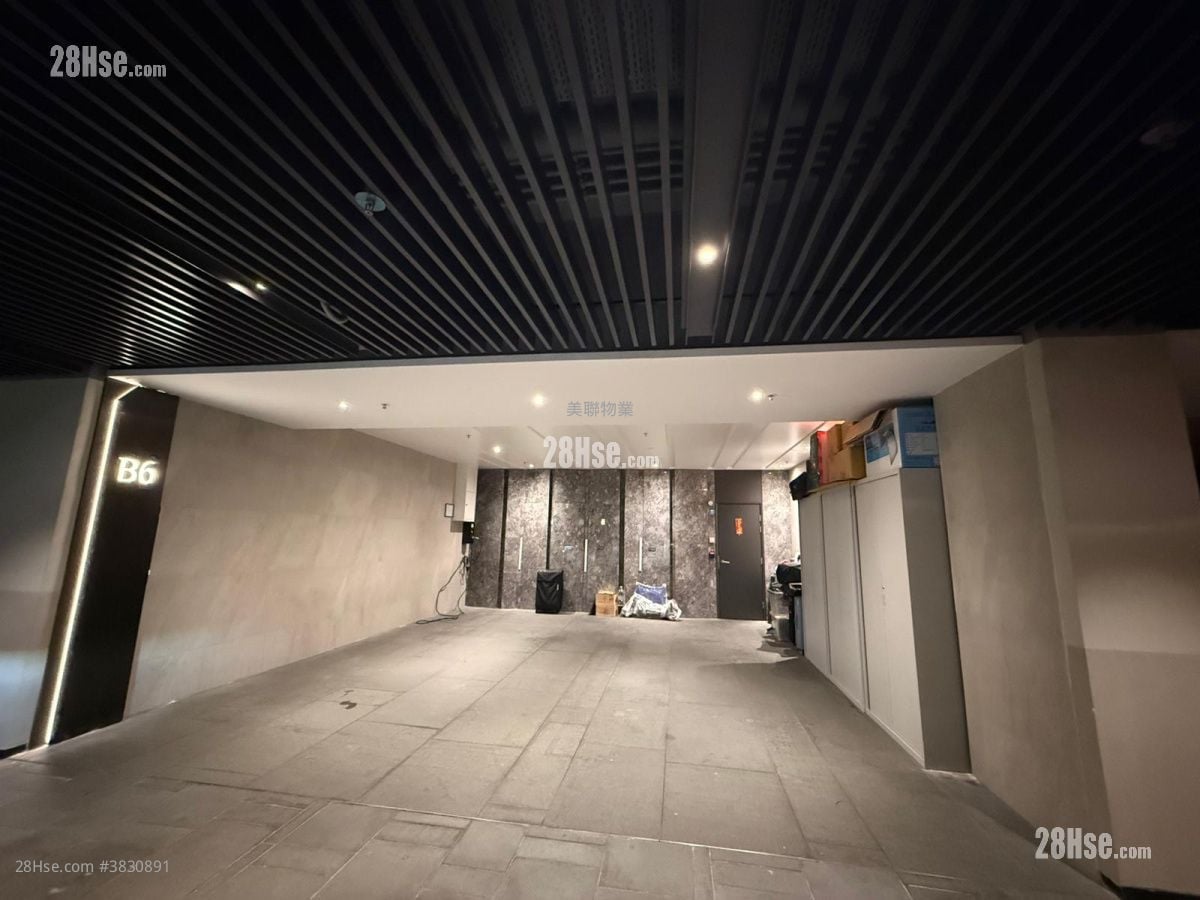 Eden Manor Sell 2,666 ft²