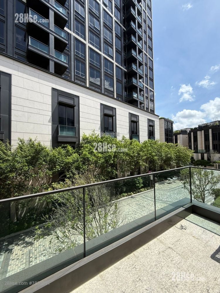 Eden Manor Sell 2,666 ft²