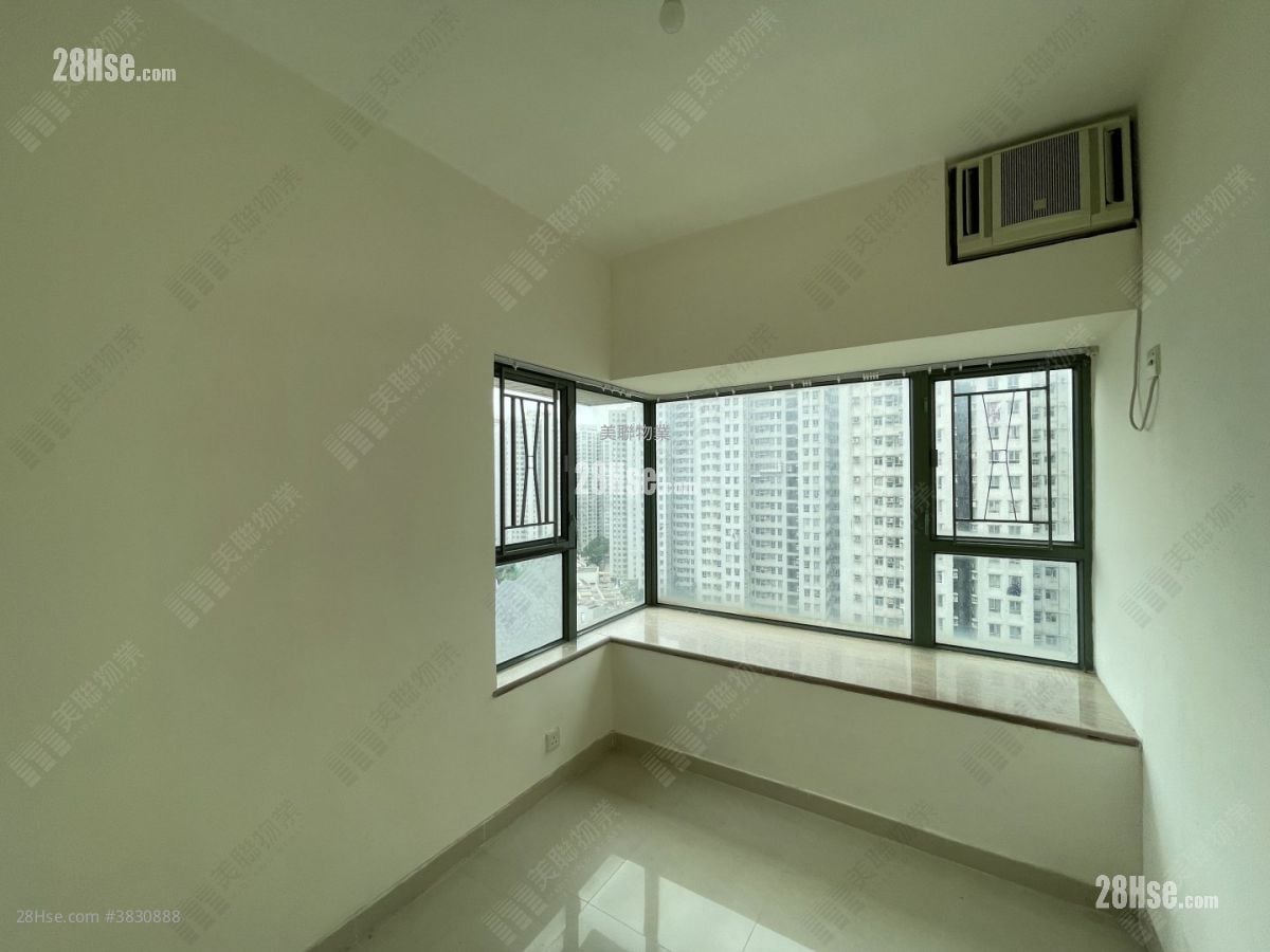 Regentville Sell 2 Bedrooms , 1 Bathroom 419 ft²