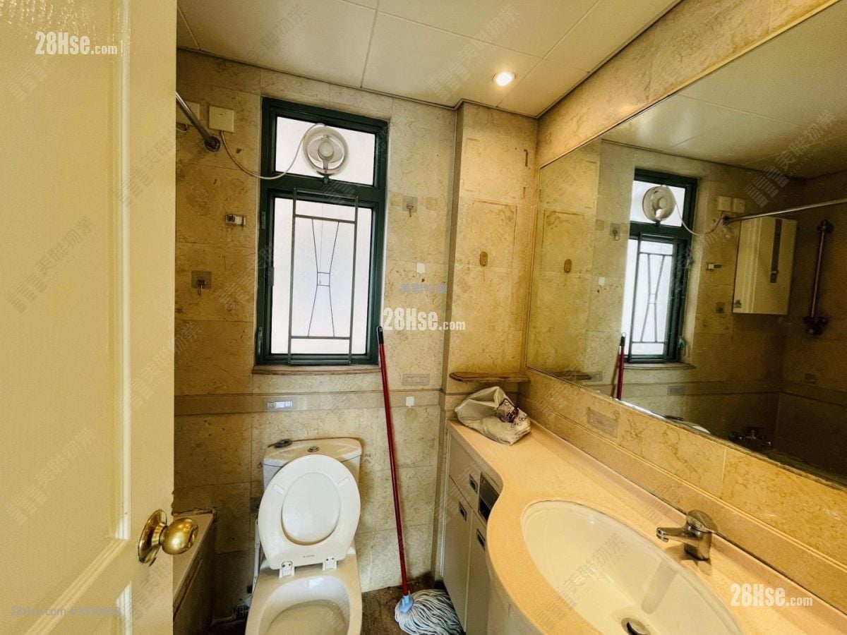 Regentville Sell 2 Bedrooms , 1 Bathroom 419 ft²