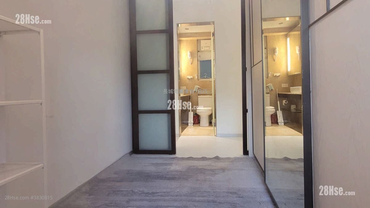 Mount Parker Lodge Sell 2 Bedrooms , 1 Bathroom 445 ft²