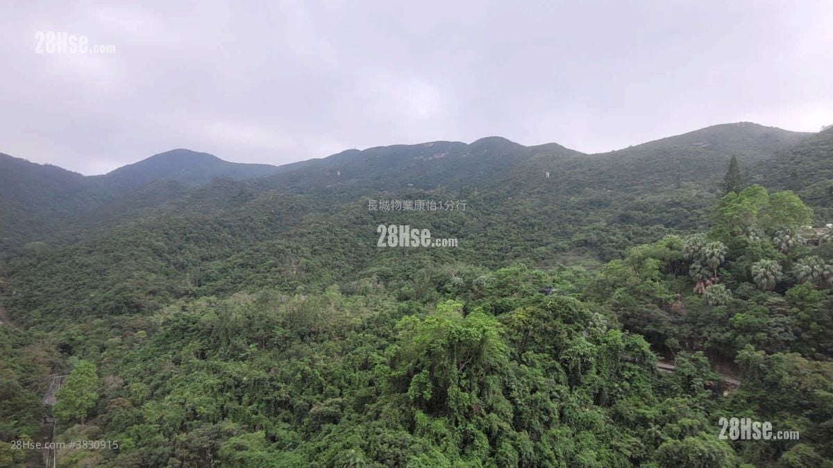 Mount Parker Lodge Sell 2 Bedrooms , 1 Bathroom 445 ft²