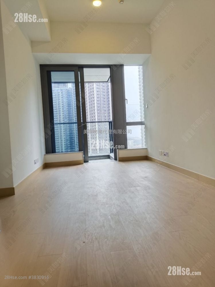 Grand Seasons Sell 2 Bedrooms , 1 Bathroom 453 ft²