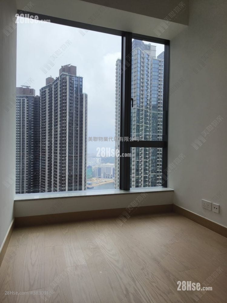 Grand Seasons Sell 2 Bedrooms , 1 Bathroom 453 ft²