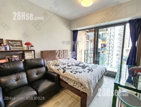 Green Code Sell Studio 300 ft²