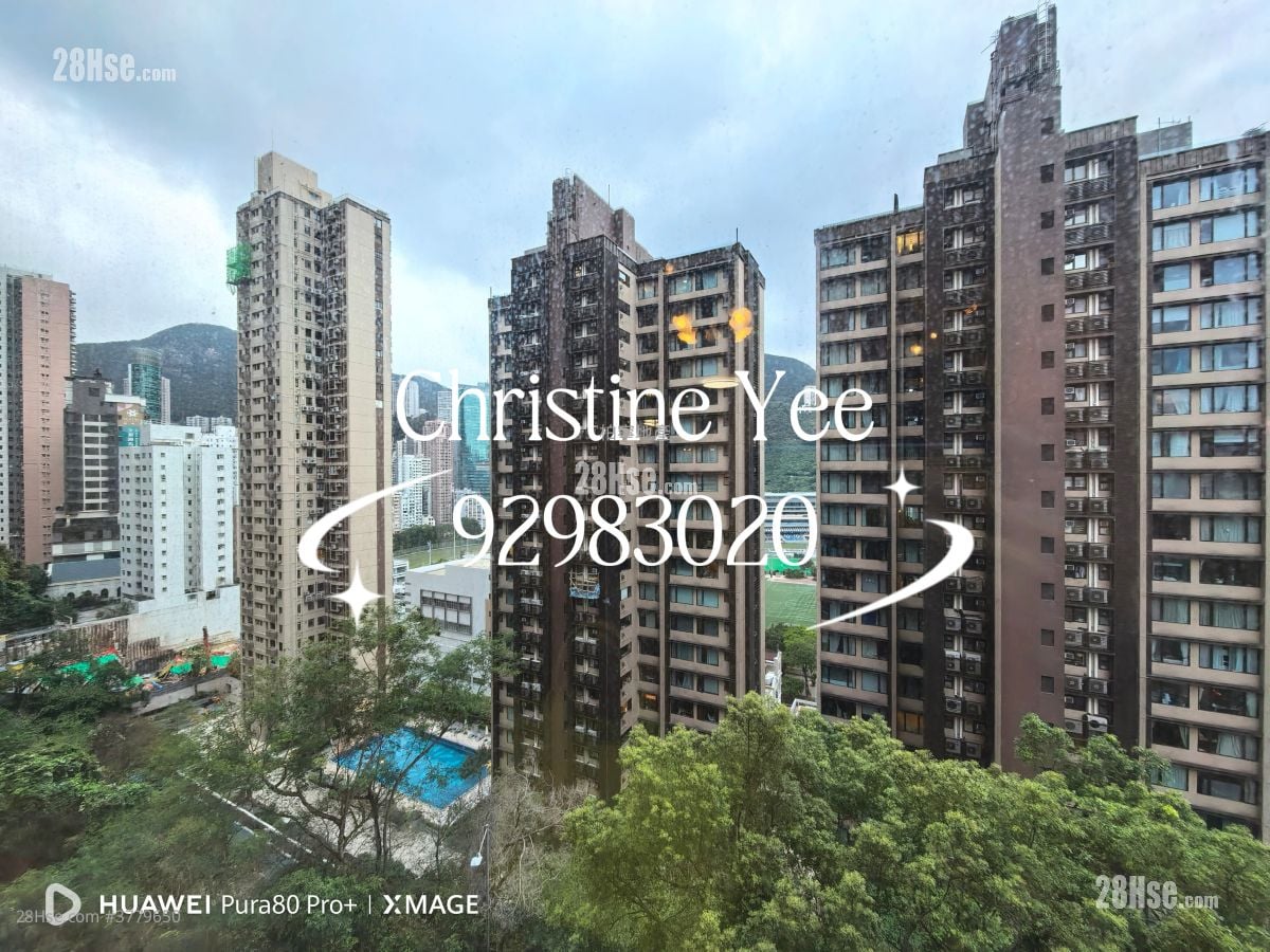 The Broadville Rental 3 Bedrooms , 2 Bathrooms 1,180 ft²