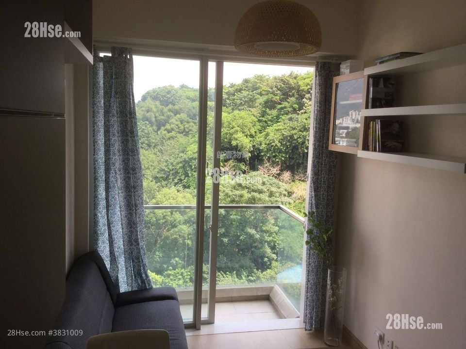 Gardenia Rental 1 Bedroom , 1 Bathroom 270 ft²