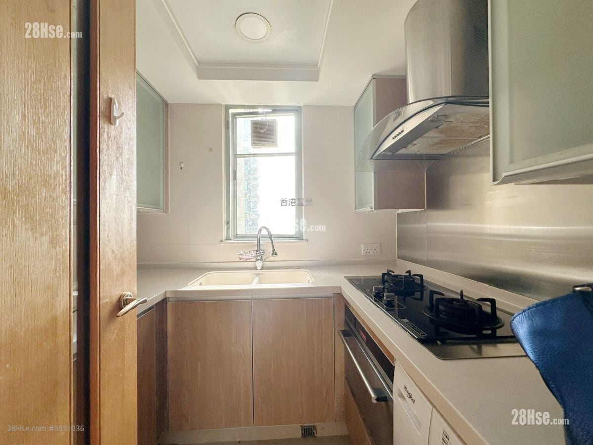 Park Island Sell 2 Bedrooms , 1 Bathroom 574 ft²